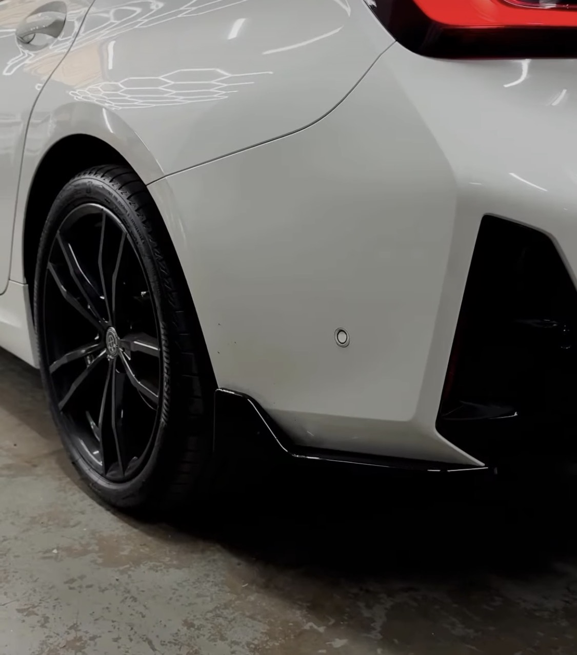 G20 LCI Rear Spats